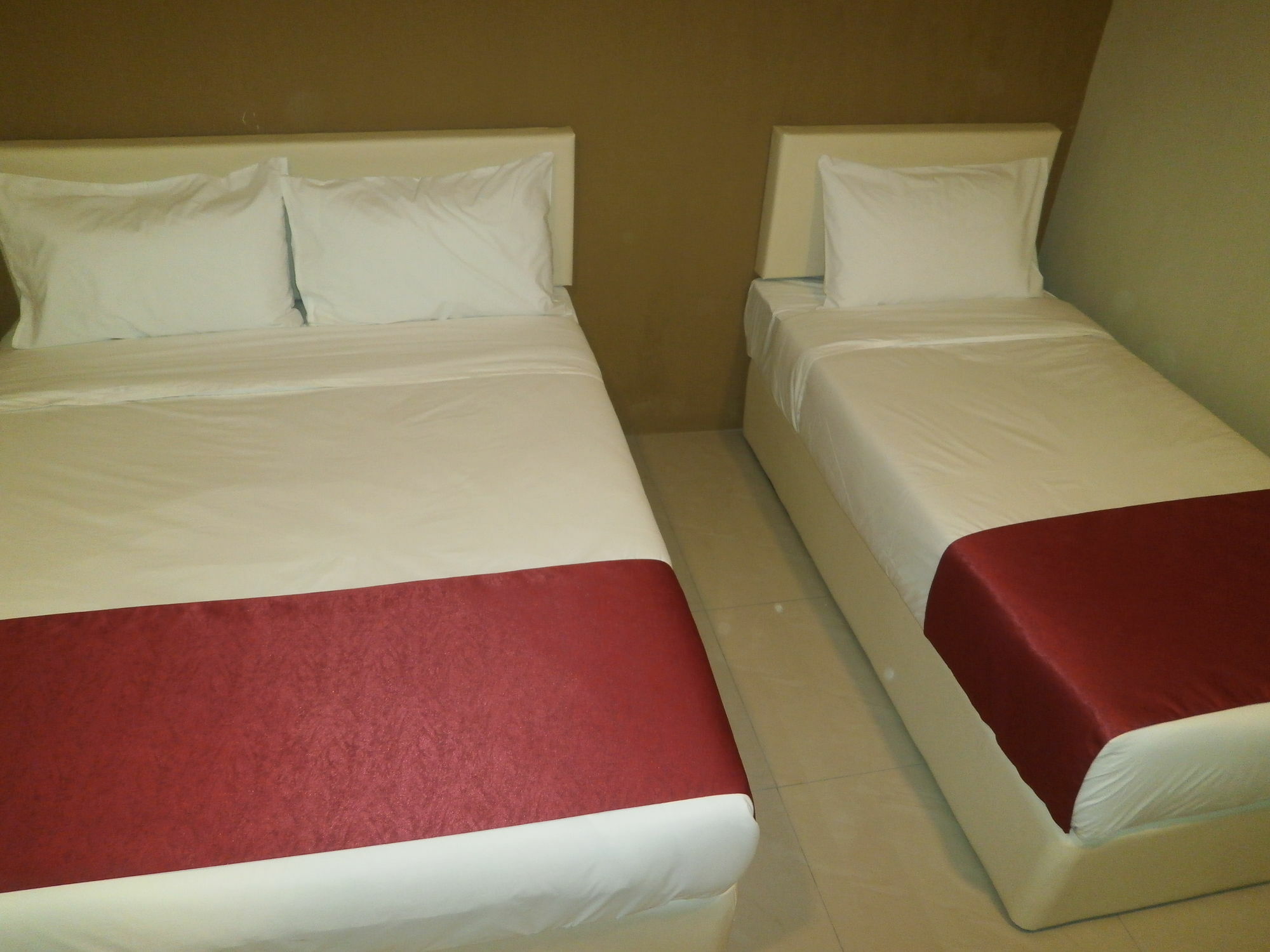 Check Inn Johor Bahru Dış mekan fotoğraf
