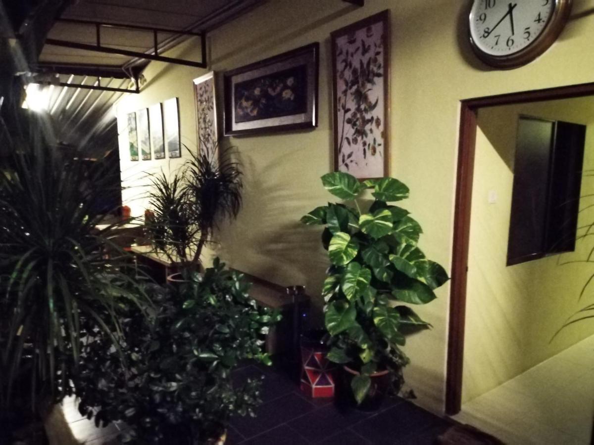 Check Inn Johor Bahru Dış mekan fotoğraf