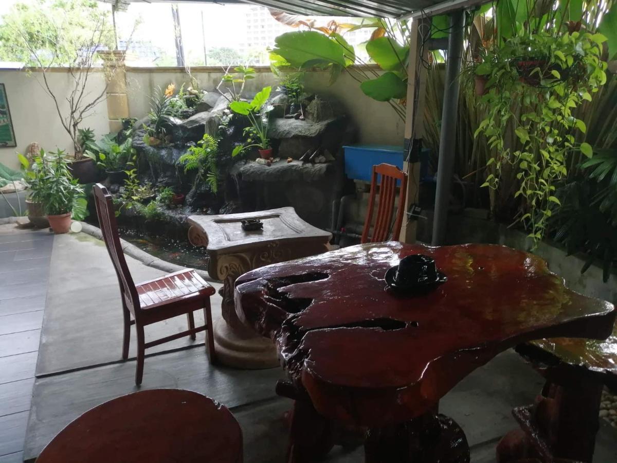 Check Inn Johor Bahru Dış mekan fotoğraf